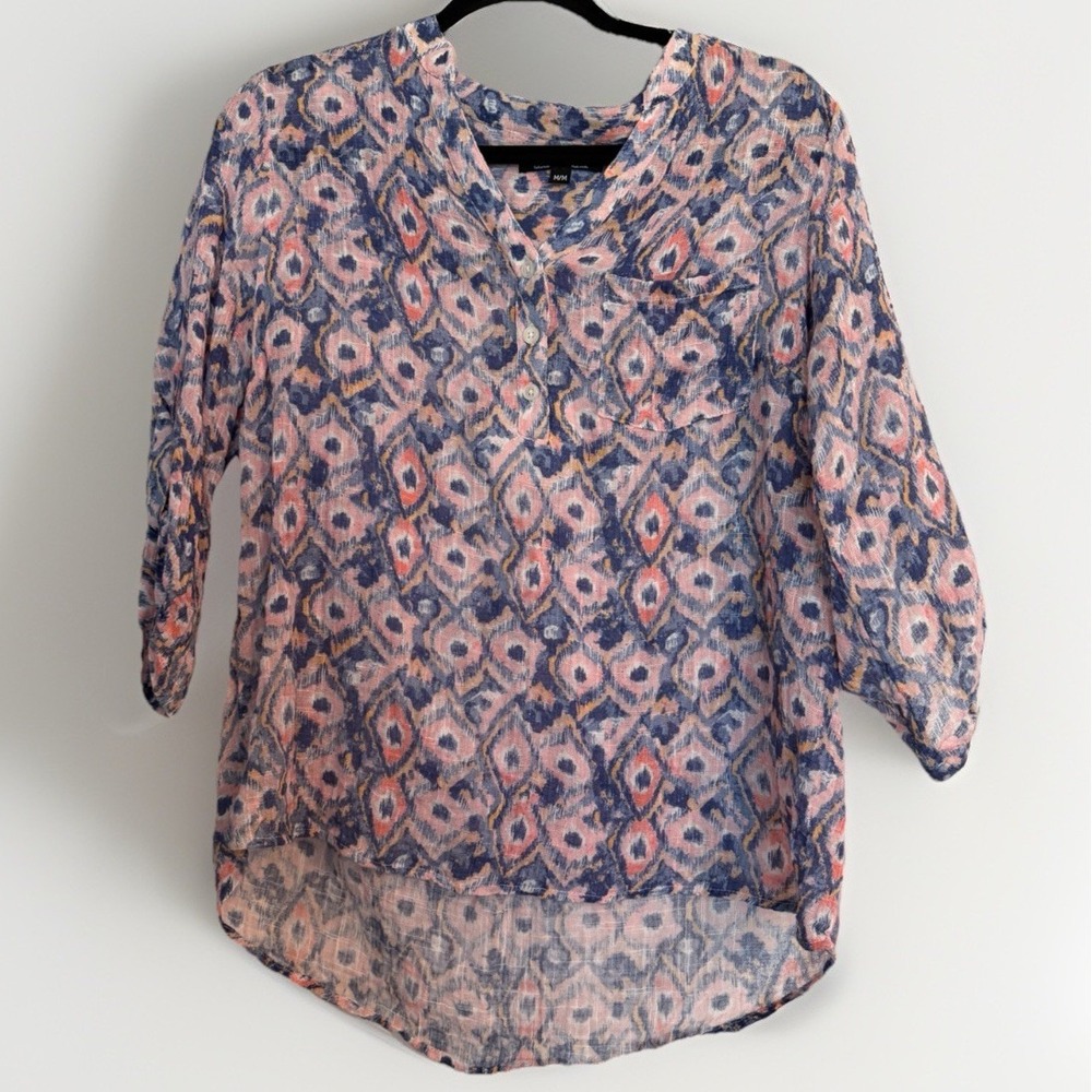 Charlie B Pink Blue Ikat Print Blouse Size Medium 3/4‎ Roll Tab Sleeve High Low